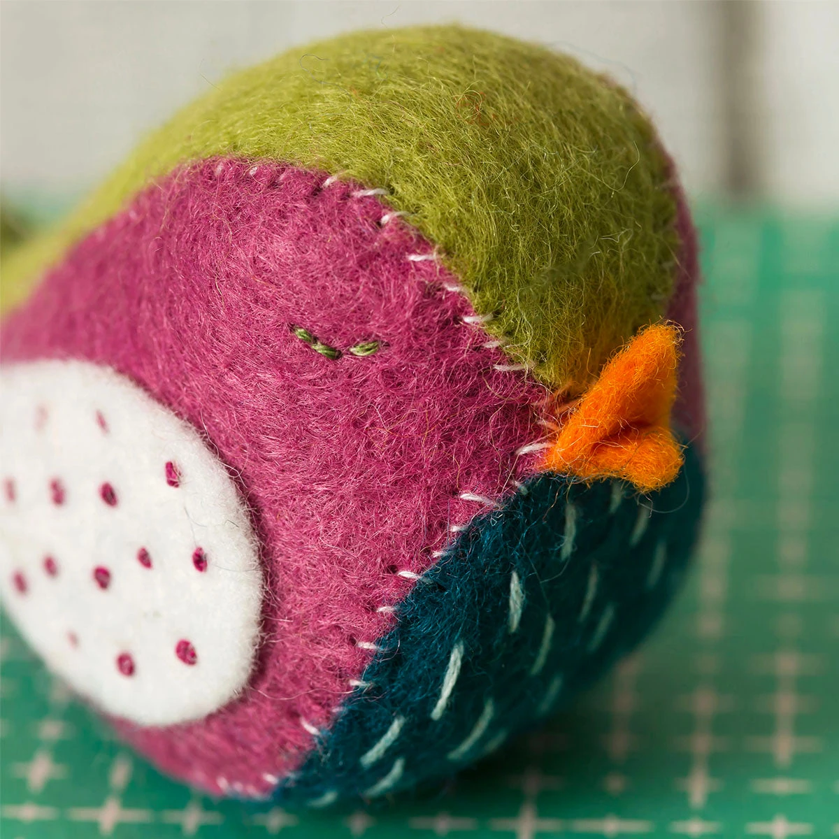 Hand Stitched Felt Craft Kit - Bird House And Birds 7 Hand Stitched Felt Craft Kit - Bird House And Birds - Image 5