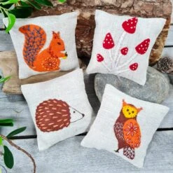 Linen Lavender Bags Hand Embroidery Kit - Woodland Friends