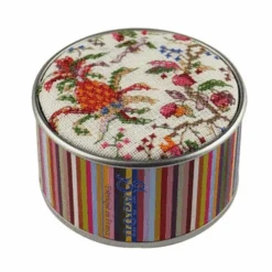 Round Box Cross Stitch Kit - Marie Antoinette's Pineapple