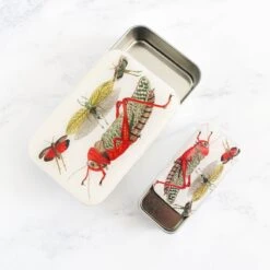 Vintage-Inspired Storage And Notions Tins - Cricket
