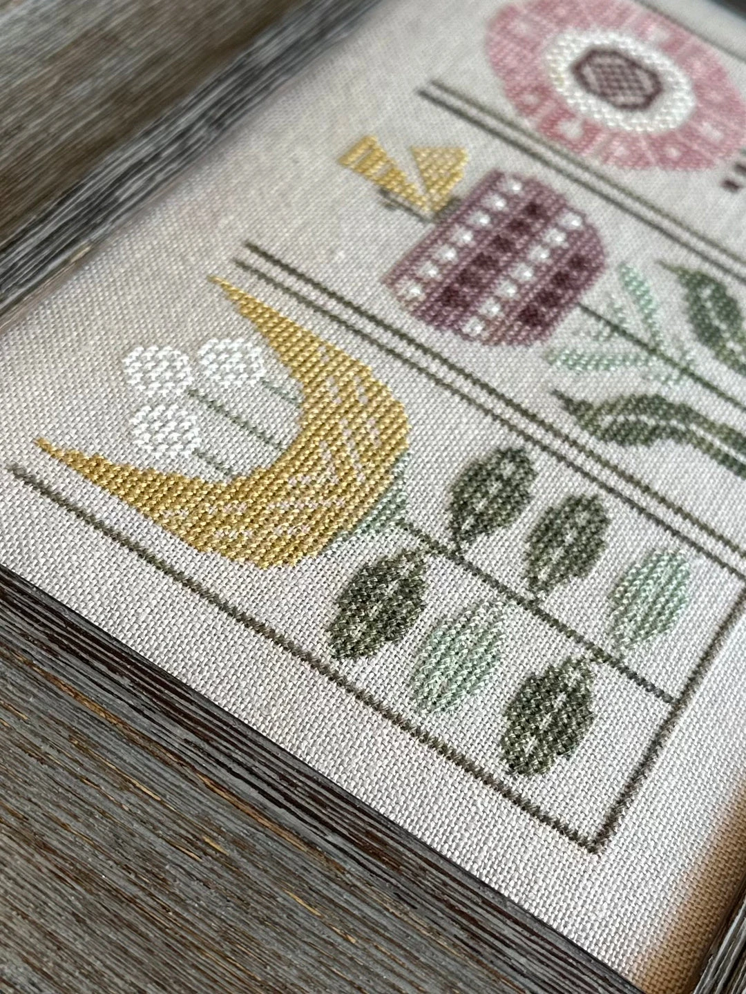 Floral Etching 2 Cross Stitch Pattern 5 Floral Etching 2 Cross Stitch Pattern - Image 3