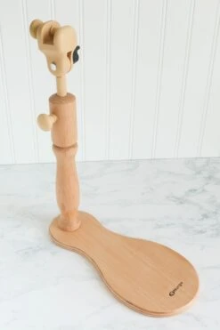 Adjustable Embroidery Hoop Seat Stand -Olympus Handmade Store nurge embroidery hoop stand 02