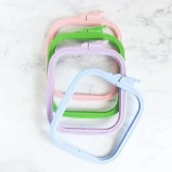 Square Plastic Embroidery Hoop -Olympus Handmade Store nurge square embroidery hoop 02