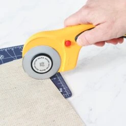 60mm OLFA Rotary Cutter -Olympus Handmade Store olfa 60mm rotary cutter 04