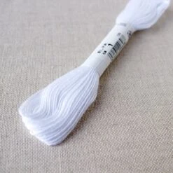 Olympus Japanese Sashiko Thread - White (#1) 9 Olympus Japanese Sashiko Thread - White (#1) -Olympus Handmade Store olympus sashiko thread 001 3