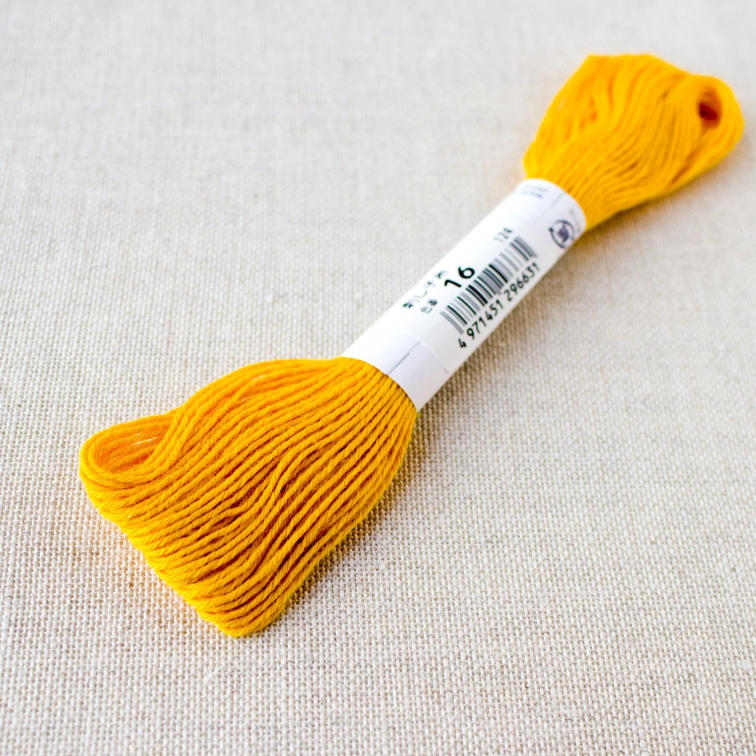 Olympus Japanese Sashiko Thread - Yellow (#16) 5 Olympus Japanese Sashiko Thread - Yellow (#16) - Image 3