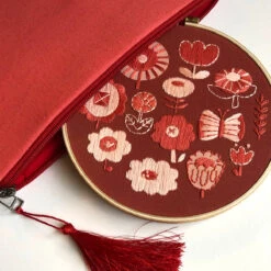 Flowers Hand Embroidery Kit -Olympus Handmade Store rikrack embroidery kit flowers 0002 Layer1