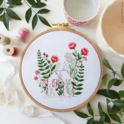 Between The Flowers Hand Embroidery Kit