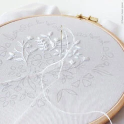 White Heart Hand Embroidery Kit -Olympus Handmade Store tamar hand embroidery kit white heart 01